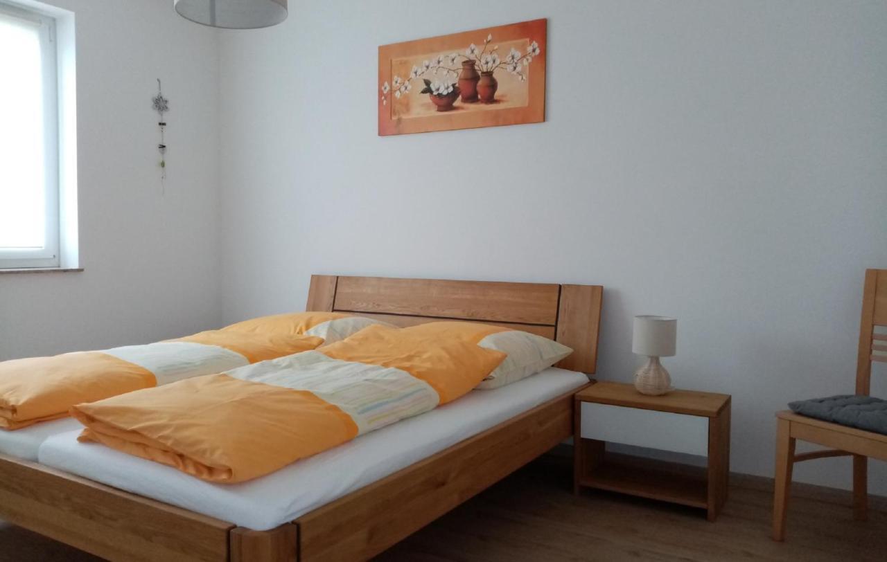 Ferienwohnung Taubertraum Вейкерсхайм Екстериор снимка
